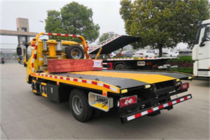 孙吴道路救援拖车报价