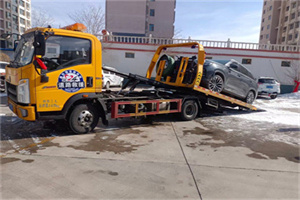 孙吴救援拖车费用怎么算